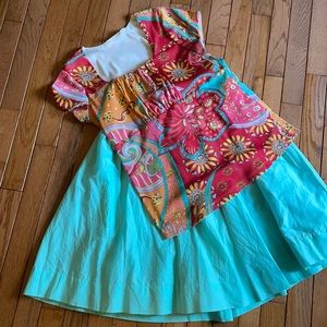 Adorable Paisley Design Top